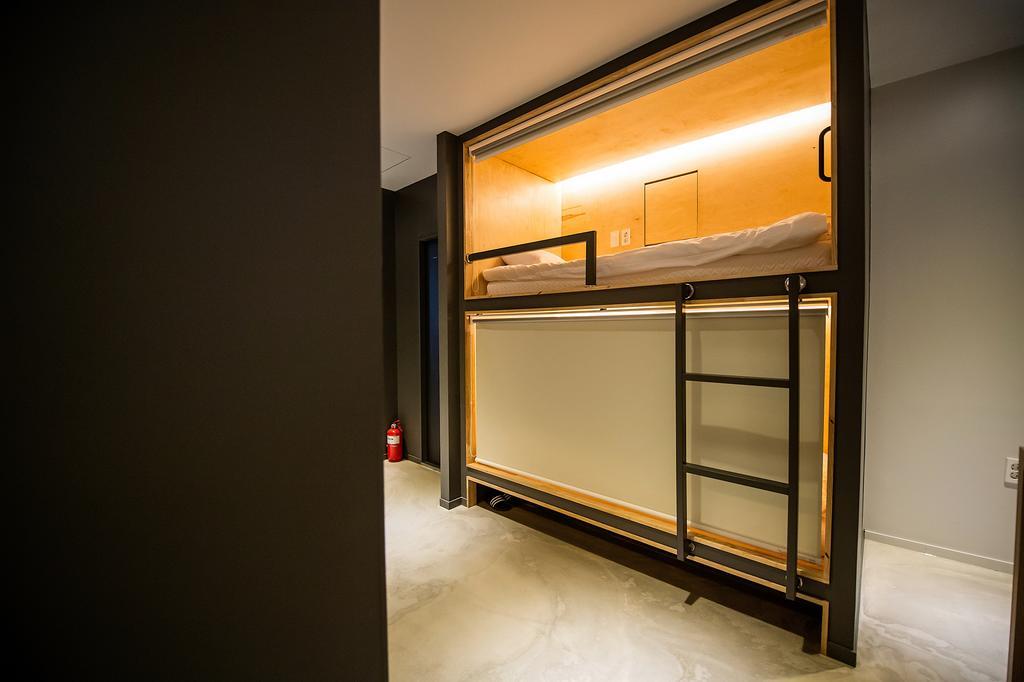 Nobunpang Guesthouse Jeju Bagian luar foto