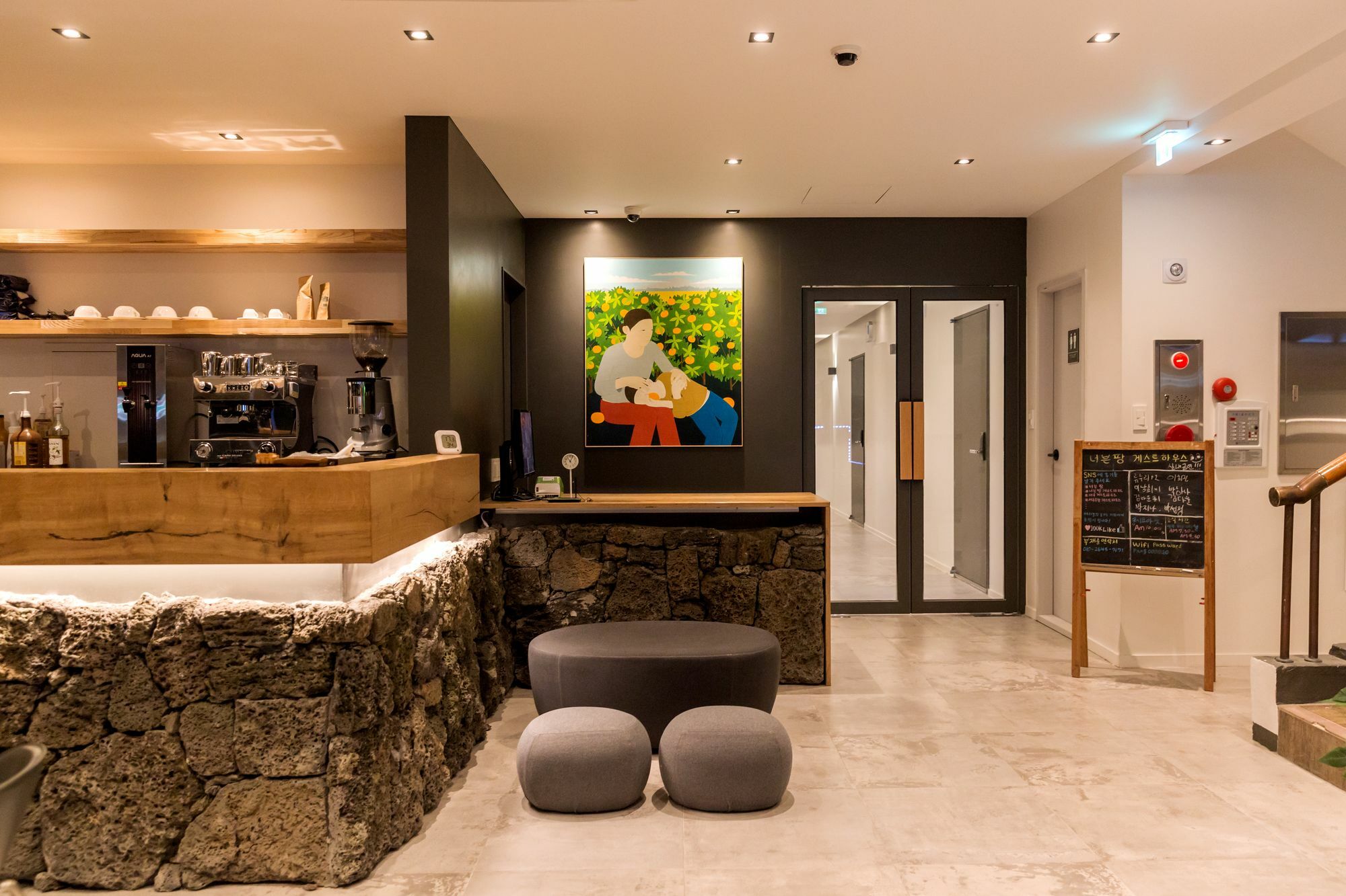 Nobunpang Guesthouse Jeju Bagian luar foto